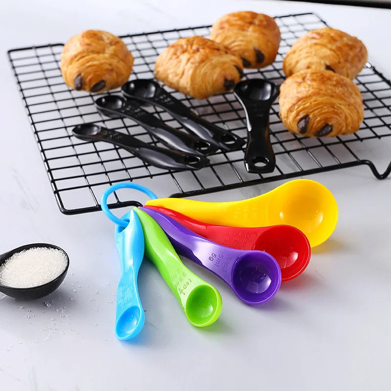Kitchen Accessories Gadgets Baking Tools Colorful Set of 5 1.25/2.5/5/7.5/15 ml Plastic Measure Spoon