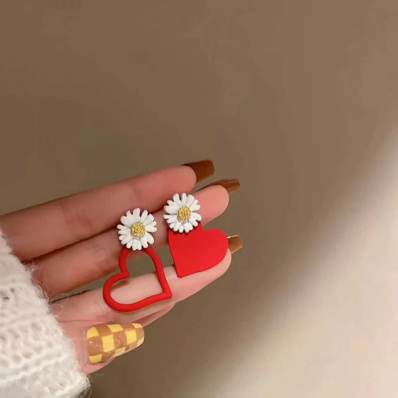 Fashion Heart Daisy Flower Drop Earrings For Women Red Yellow Color Trendy Girls Stud Earring Trending Products Jewelry Gift