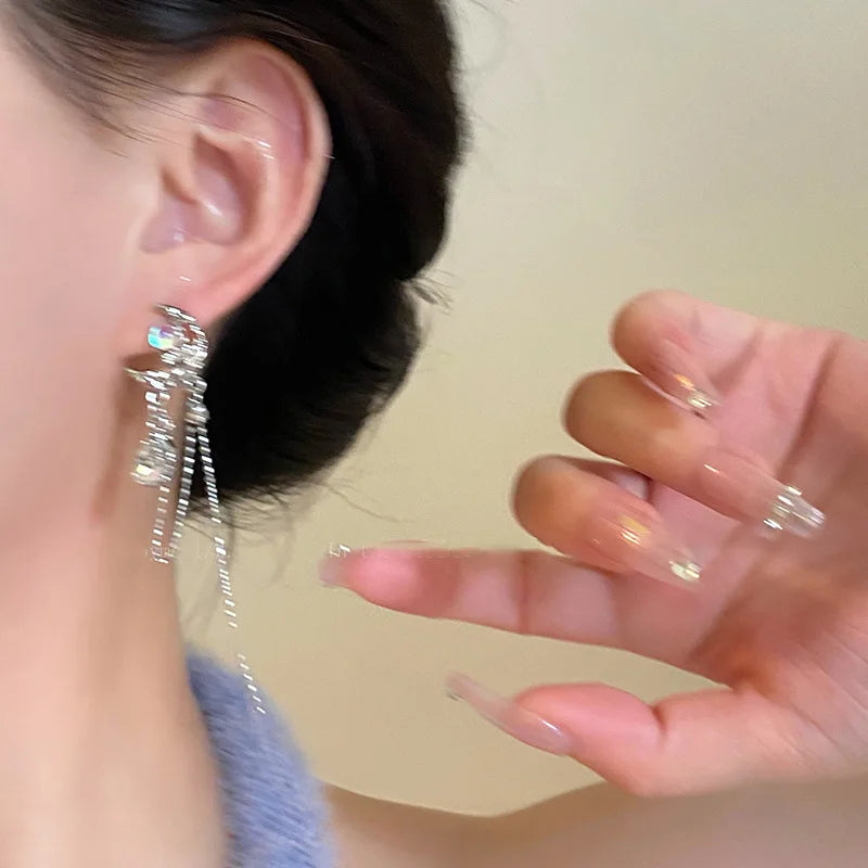 Kpop Moon Cross Star Asymmetric Tassel Earrings Fashion Y2K Rhinestone Water Droplet Pendant Earrings for Women Party Jewelry