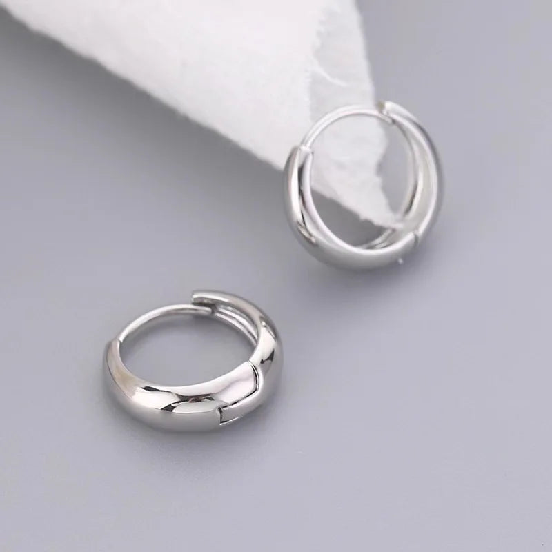 Mini Loop Earrings for Women Gold Color Metal Hoop Earrings Open Cuff Design Simple Punk Personality Small Loops boucle d’oreill