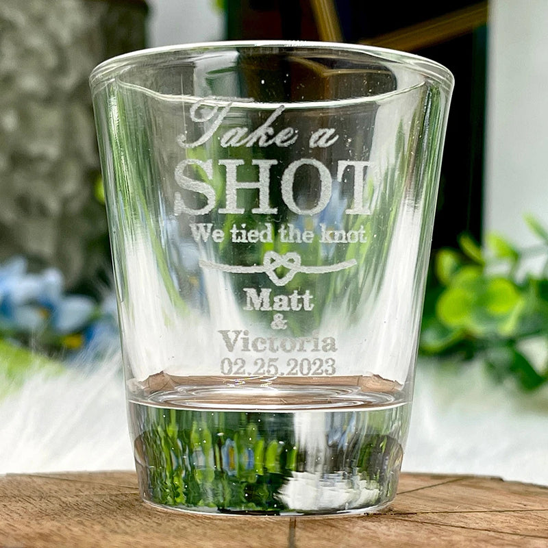 Personalized Wedding Favors Shot Glasses Custom Engraved Logo Whiskey Monogrammed Cup Bachelor Party Best Man Groom Gifts