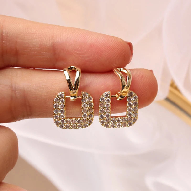 Hot Sale Exquisite Luxury Zircon Stud Earrings For Women AAA Zircon Shiny Rhinestone Geometrical Earring Party Wedding Jewelry