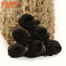 Synthetische Fake-Haarverlängerungen Afro Kinky Curly Hair Bundles mit Verschluss Ombre Golden 30 Zoll Weiches Super Langes Wellenhaar