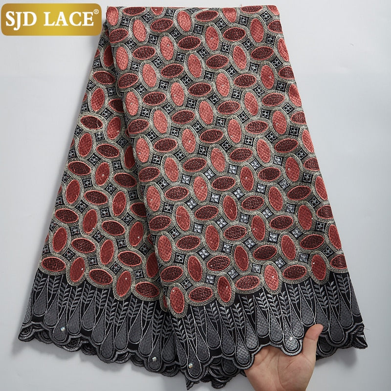 SJD LACE Hochwertige Schweizer Voile-Spitze 5 Yards afrikanischer Baumwoll-Spitzenstoff mit Loch im Dubai-Stil zum Nähen von nigerianischen Kleidungsstücken A2324