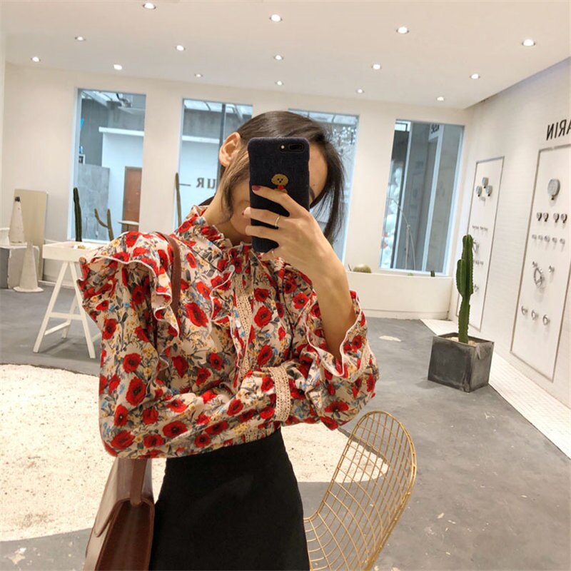 Alien Kitty Pleated Florals Stand Feminine Hollow Out Chic 2020 All-Match Sweet Flare Sleeves Women Loose Office Lady Blouses