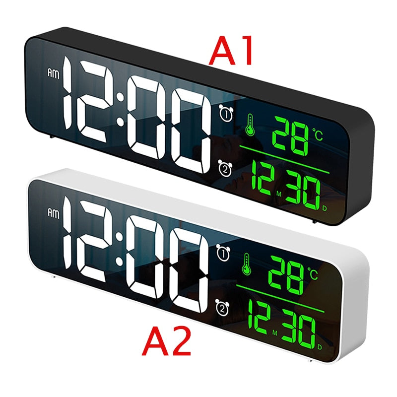 Despertadores digitales LED con Snooze Digital Temp Time Music Reloj dual con cargador USB Pantalla de dígitos grandes Atenuador de brillo