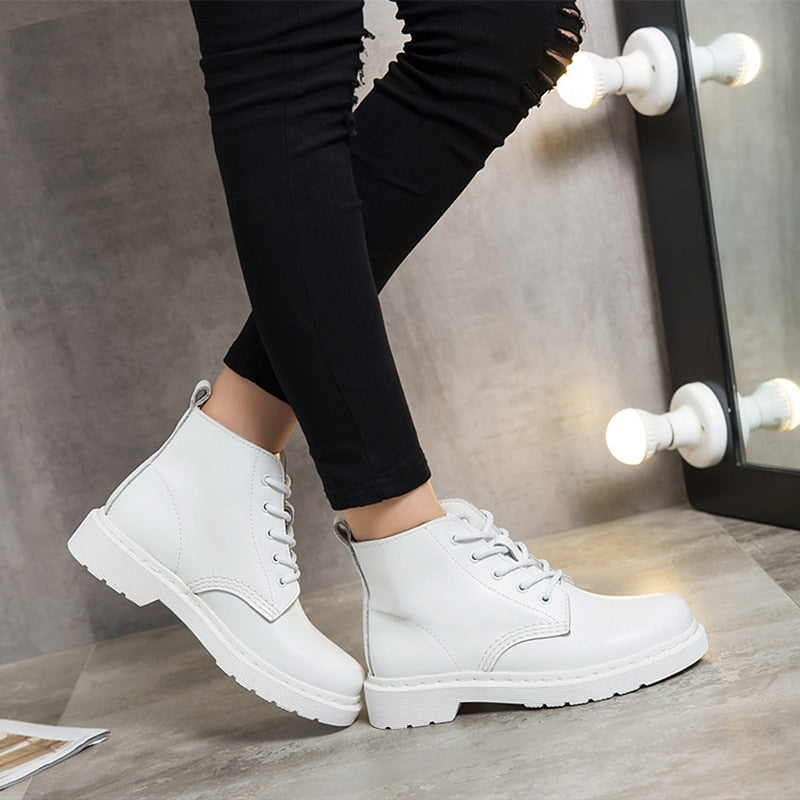 Genuine Leather Boots Women White Ankle Boots Motorcycle Boots Female Autumn Winter Shoes Woman Punk Botas Mujer 2021 Spring