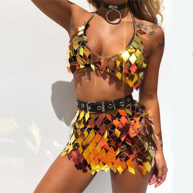 Glisten Rhombic Sequins Conjunto de dos piezas Hollow Out Metal Chain Crop Tops Mini falda sexy Summer Rave Festival Lady Outfits