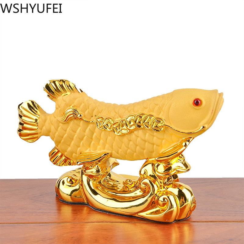 Chinesischer Stil Lucky Home Office Company Auto Talisman Money Drawing Fortune Arowana Golden Resin Fish Dekorative Statue