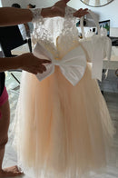 Gardenwed Ivory Lace Flower Girl Birthday Banquet Backless Bow Sashes Applique Cute Girl Communion Dress robe fille enfant