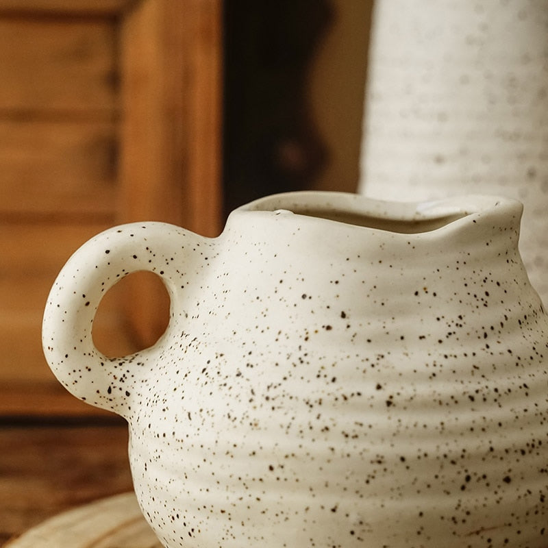 Nordic Simple Style Art Keramik Blumenvase Modern Light Luxury für Trockenblumenarrangements Vasen Home Weiche Dekorationen Vasen