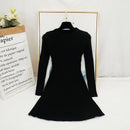 Neue Frauen-Weinlese-Kleid Auutmn Winter-lange Hülsen-dünne A-Linie kurze Pullover-Kleider Eleagnt Damen gestrickte Robe Vestidos Mujer