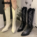 Frauen Cowboystiefel Spitzschuh Damenschuhe Prägung PU-Lederschuhe Kniehohe Stiefel Chunky Wedges Schuhe u694