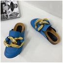 SUOJIALUN, nuevo diseño de marca, zapatillas de mujer con cadena dorada, zapatos de punta cerrada sin cordones, zapatos de punta redonda, tacones bajos, chanclas informales deslizantes