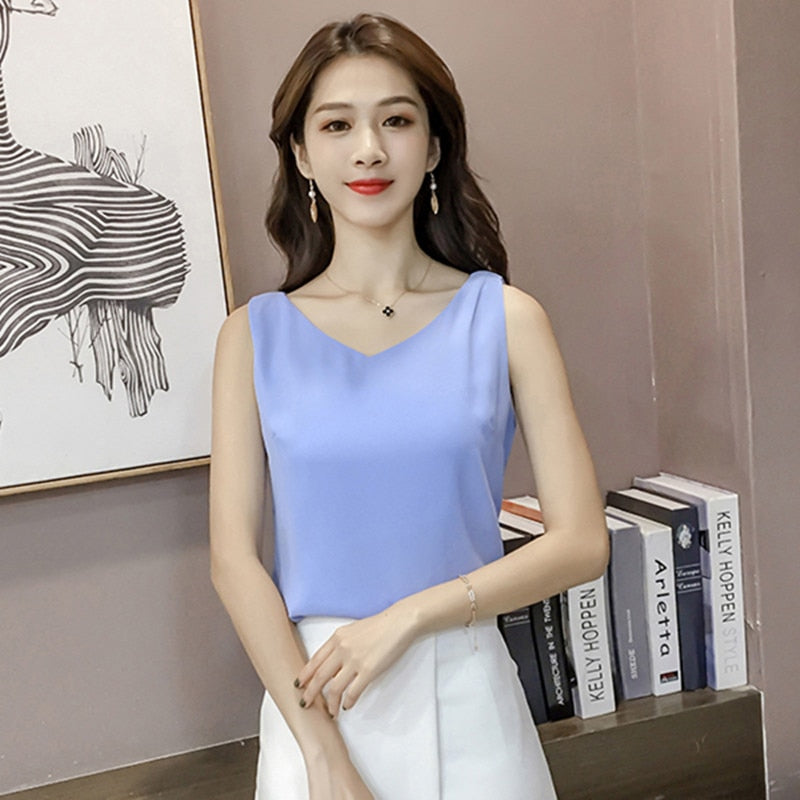 Korean Women Tops Chiffon Blouses Women Sleeveless Top Woman V Neck Tank Tops Casual Woman White Tops Ladies Basic OL Shirts XXL