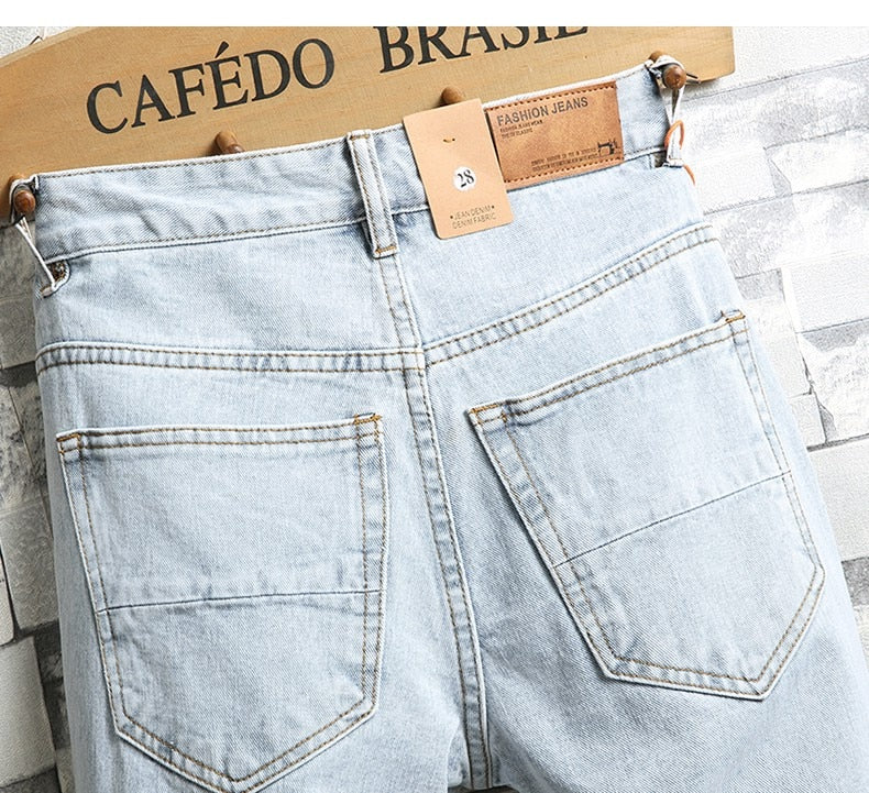 New Summer Men Holes Denim Shorts Light Blue Short Jeans Good Quality Men Knee Length Jeans Shorts Large Size Straight Jeans