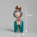 Cute creative Bouquet Girl Ornaments Sculpture Statue gifts Living Room TV cabinet Flower arrangement Modern Home Decoration