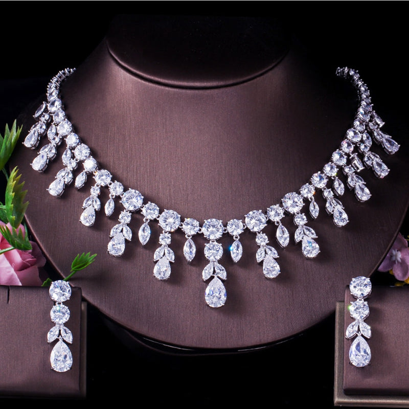 ThreeGraces Luxury Green CZ Stone Earrings Necklace Set Brilliant Big Long Drop Wedding Bridal Dress Jewelry Set for Women JS256