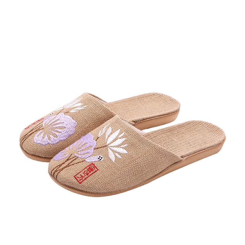 Suihyung New Women Breathable Flax Indoor Slippers Embroider Floral Linen Home Slip On Ladies Summer Non-Slip Fat Beach Shoes