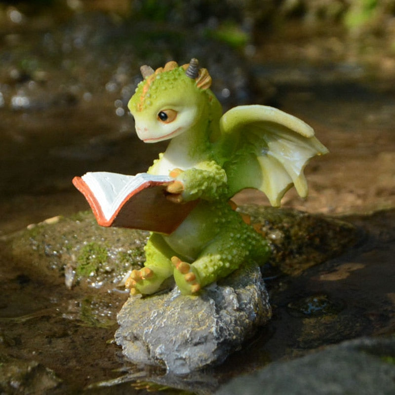 Jardín de hadas en miniatura de la colección Everyday y terrario Mini Dragon Rex The Green Dragon Figura coleccionable de fantasía