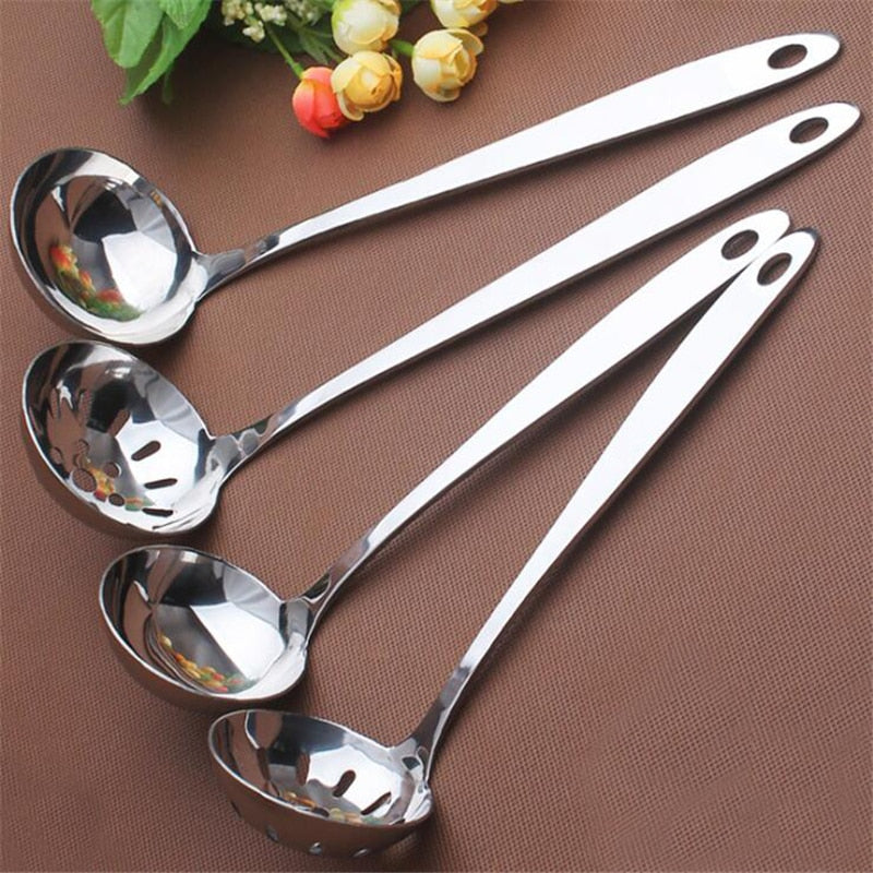 1Pc Stainless Steel Thicken Spoon Colander Hot Pot Soup Spoon Strainer Kitchen Restaurant Cooking Spoon Colander Kitchen Gadgets