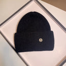 USPOP nuevos sombreros de mujer invierno gruesos y cálidos sombreros de punto Color sólido letra M suave pelo de conejo Skullies gorros