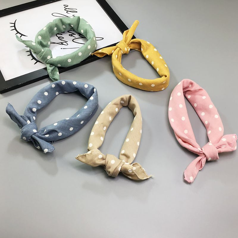 Fashion Plaid Dots Style Winter Pet Bandanas Cotton Washable Dog Bandanas Scarf Bowties Collar Pet Square Bib For Puppies Kitten