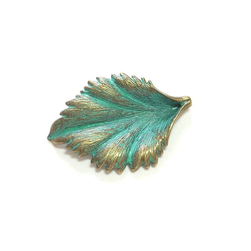 2021 New 5pcs 45*30MM Retro Patina Plated Zinc Alloy Green Leaf Charms Pendants for DIY Necklace Metal Jewelry Accessories