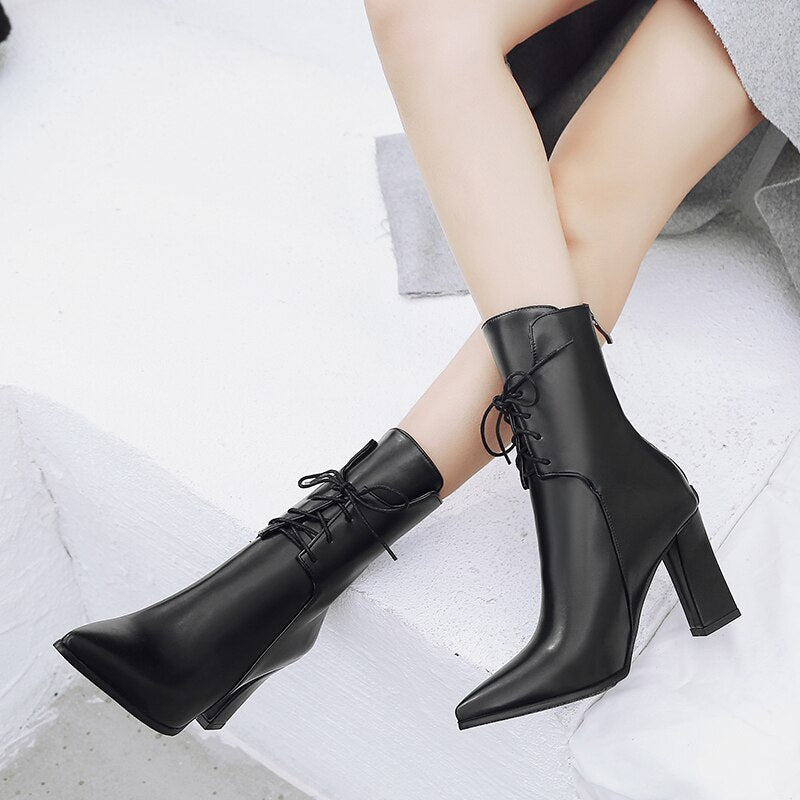 New Women Boots Leather Ankle Boots Fashion Lace Up Square High Heels Boots Autumn Winter Plus Size Shoes 2019