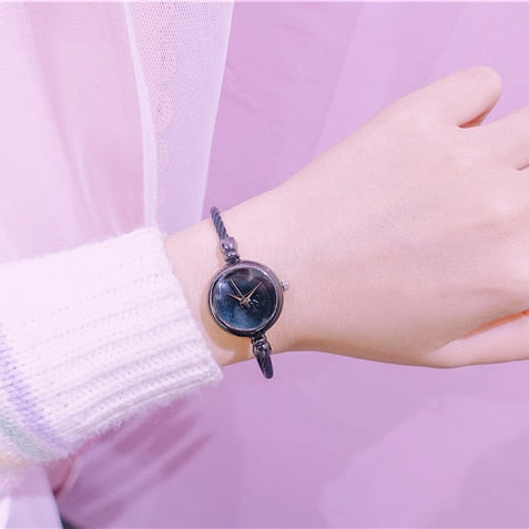 Keine Skala Minimalistische Frauen Kreative Uhren Luxus Mode Kunst Wilde Weibliche Armbanduhr Damen Quarz Armbanduhren Geschenke
