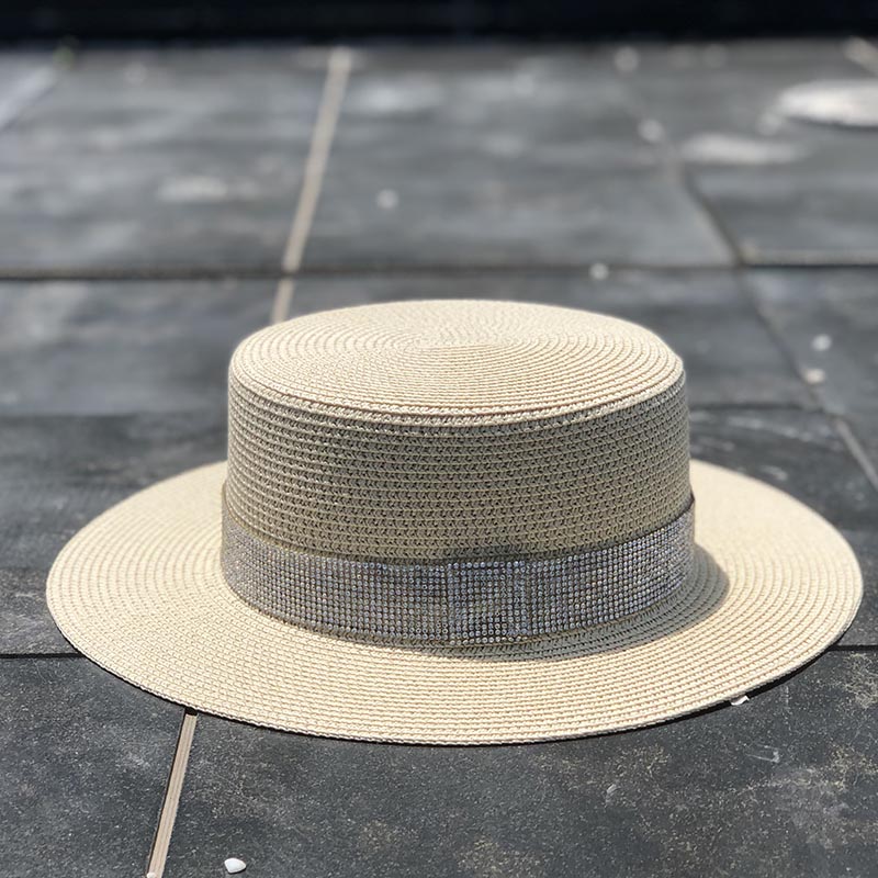 Spring Summer New Retro Gold Braided Flat Head Straw Hat Lady Wide Eaves Sunscreen Sun Hat Diamond Cap 2019 Hot