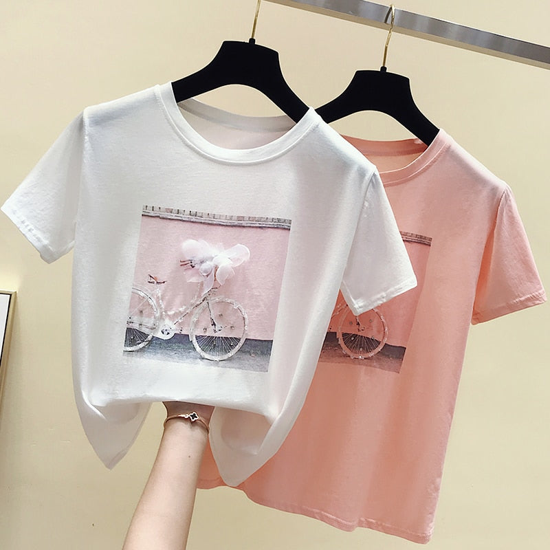 gkfnmt 2021 Art und Weise kühles Druck-weibliches Sommer-T-Shirt weiße Baumwollfrauen-T-Shirts beiläufiges Harajuku-T-Shirt Femme-Rosa-loses Oberteil