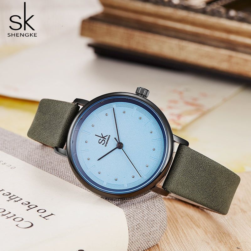 Shengke Simple Uhr für Damen Braun Retro Leder Relogio Feminino Top Marke Damenmode Mini Design Quarz Reloj Mujer