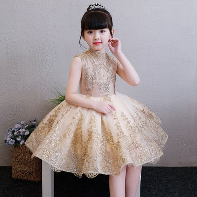 Elegante goldene Tüll Blumenmädchen Kleid Party Kinder Festzug Kleid Prinzessin Hochzeitskleid ärmellose Erstkommunion Kleider 1-14T