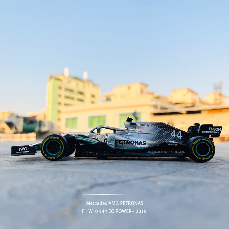 Bburago 1:43 Mercedes-Benz Team  Lewis Hamilton  W10-44 SF90 RB  F1 Racing Formula Car Static Simulation Diecast Alloy Model Car