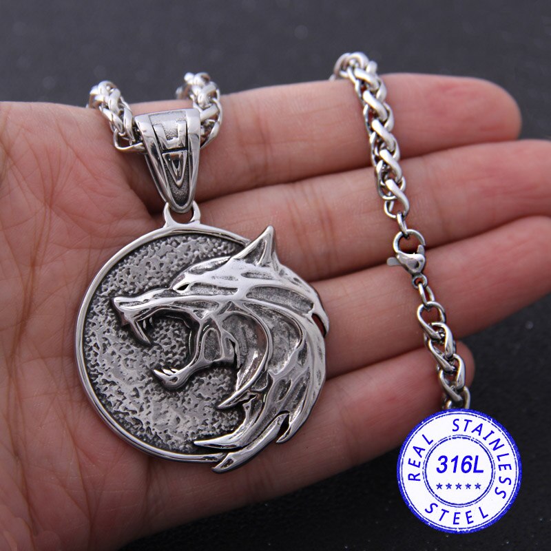 Yage Stainless Steel the Wizard wolf head pendant necklace for Geralt with a The Wild Hunt 3 Figure TV