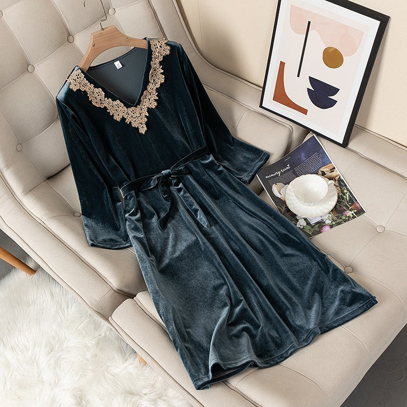 Nightgown Autumn V-Neck Nightdress Women Sleepwear Velvet Nightwear Home Dressing Gown Long Sleeve Intimate Lingerie Negligee