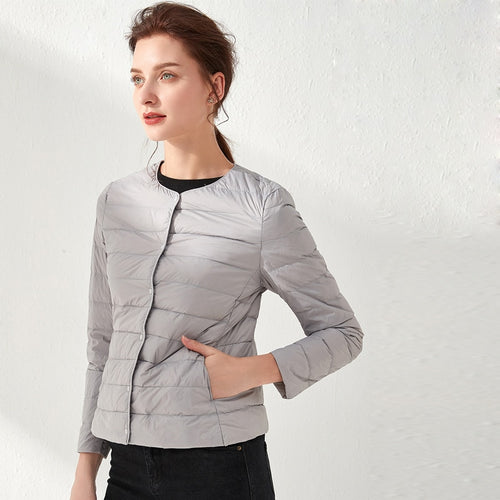 Ultraleichte Daunenjacke für Damen, tragbarer Parka, mattes Gewebe, lässig, 90 % Entendaunenmantel, warmer Parka, leichte Jacke, gute Qualität