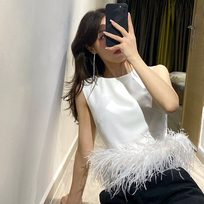 TWOTWINSTYLE Black Patchwork Feathers Korean Fashion Shirt Top Women Round Neck Sleeveless Slim Tops Female 2021 Summer Clothing