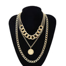 IngeSight.Z Punk Multi Layer Curb Cuban Chunky Thick Portrait Choker Halskette Damen Vintage geschnitzte Münze Anhänger Halskette Schmuck