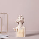 Figuras de hadas y mariposas ARTLOVIN, figuritas de niña, estatuas de mesa de resina, personajes creativos con bandeja de Metal dorado, decoración artesanal para el hogar