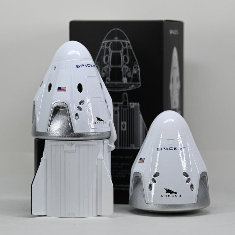 SpaceX Model Starship Rocket Model Dragon CrewDragon Spacecraft Astronaut Exquisite Model Desktop Ornaments Gift for Men