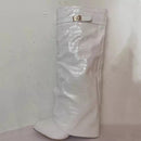 Ins Hot Spring Winter Gran calidad Estampado de cocodrilo Zapatos superiores Botín Hasta la rodilla Punta puntiaguda Over-lay Side Zip Mujer Botas 43