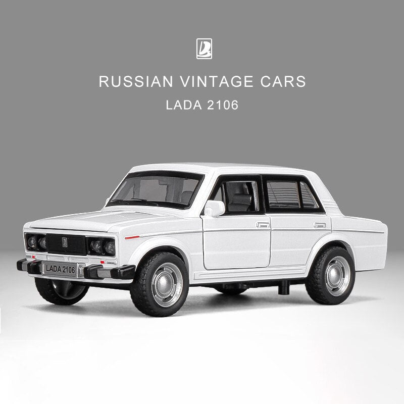 1/32 ruso LADA NIVA aleación modelo coche LADA 2106 juguete Diecast Metal fundición tirar hacia atrás música luz coche juguetes para niños vehículo