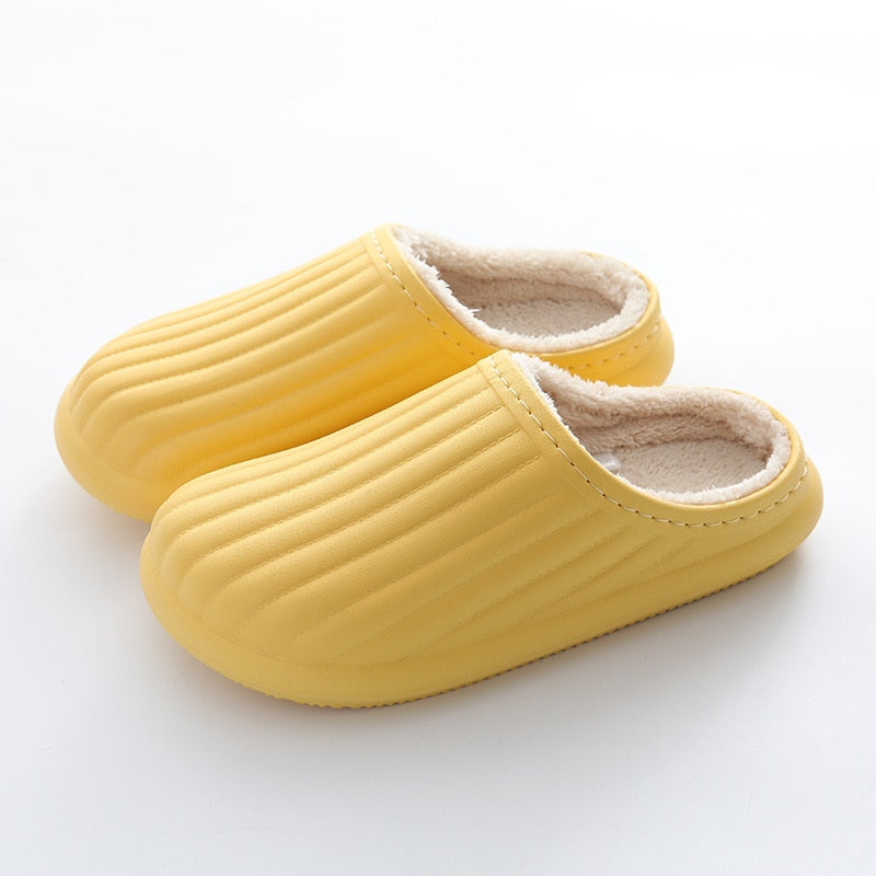 Zapatillas de interior impermeables para mujer y hombre, zapatos de invierno para el suelo del hogar, plantilla extraíble de felpa cálida, zapatillas de trabajo para amantes de la cocina SH472