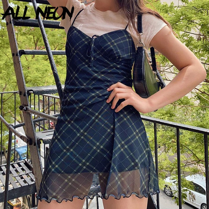 ALLNeon E-Girl 90er Spaghettiträger Bandage vorne Rüschen Karierte Kleider Vintage Mesh V-Ausschnitt Backless A-Linie Minikleid Partywear