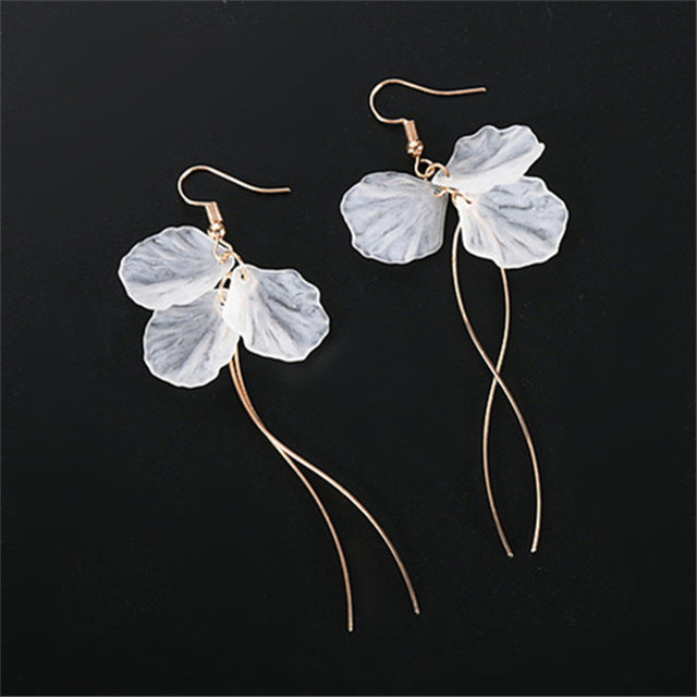 Koreanische Retro Asymmetrische Schmetterling Imitationsperlen Ohrringe Mode Runde Blume Brincos Lange Erklärung Flügel Ohrringe Schmuck