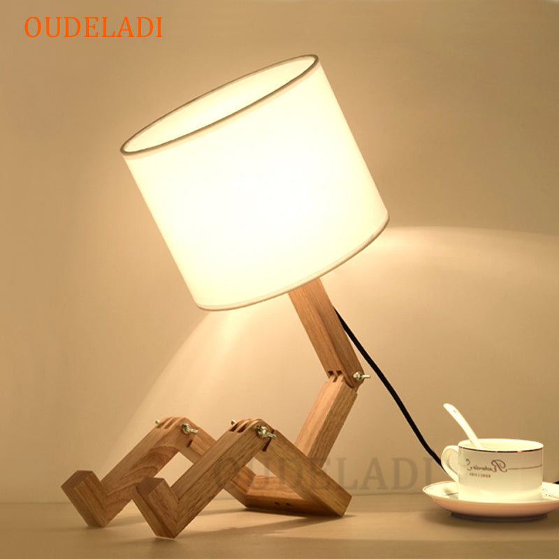 Lámpara de mesa de madera con forma de robot E14 Portalámparas 110-240V Arte moderno de tela Escritorio de madera Lámpara de mesa Salón Interior Estudio Luz de noche