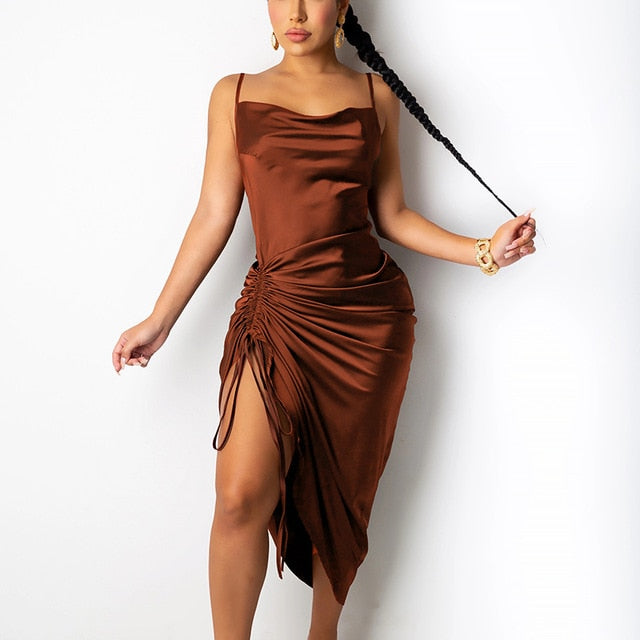 NewAsia Rüschen Satin Sommerkleid Tunnelzug Spaghettiträger Wasserfallausschnitt Rückenfrei Lange Kleider für Frauen Party Sexy Vestidos 2020