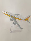 JASON TUTU Original model a380 airbus Boeing 747 airplane model aircraft Diecast Model Metal 1:400 airplane toy Gift collection
